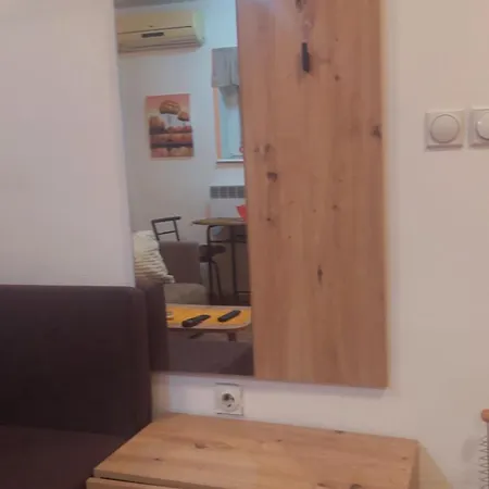 Mrvica Apartment